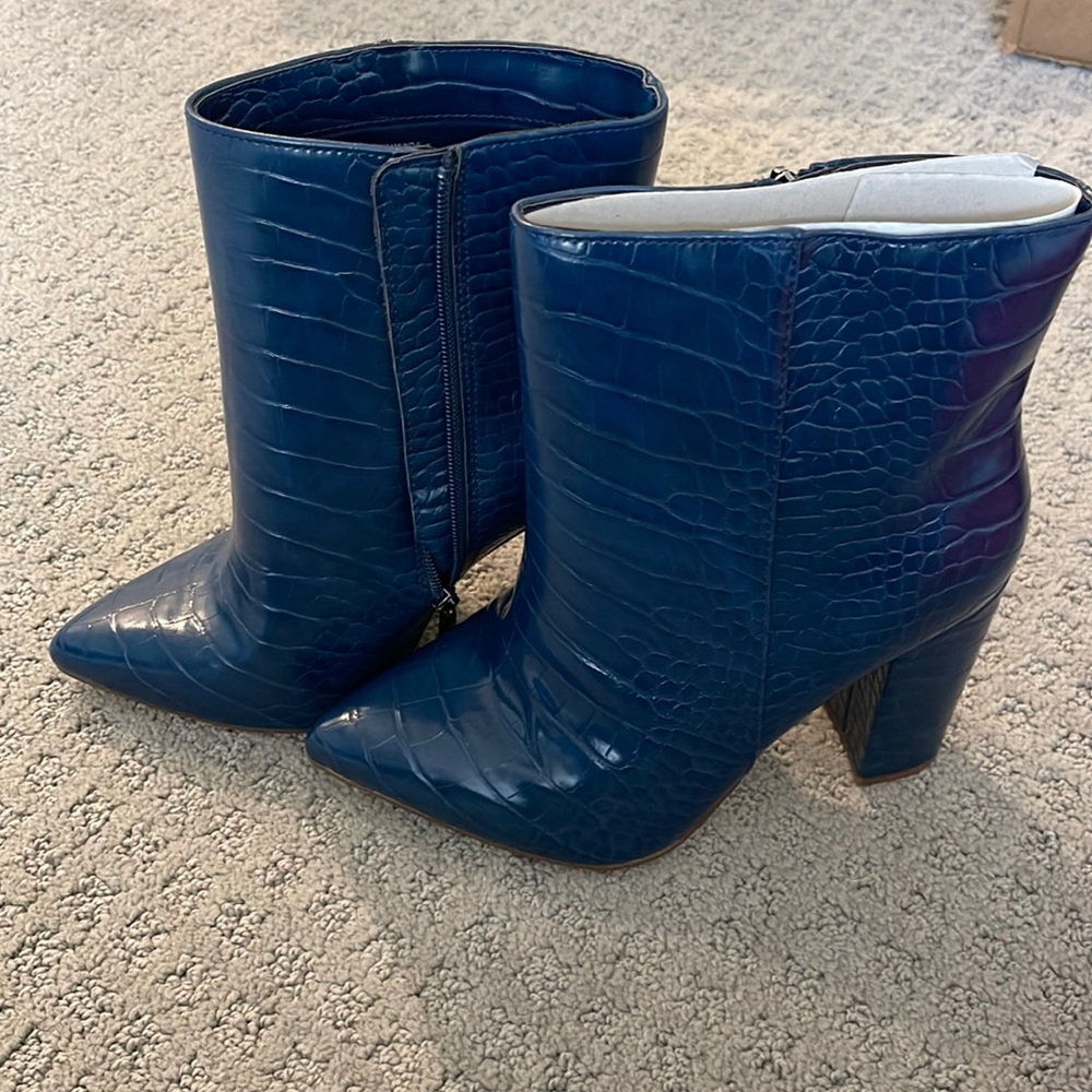 Teal crocodile booties